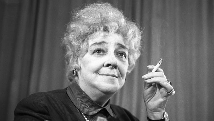 Между Фуфой и фифой: К 125-летию со дня рождения Фаины Раневской