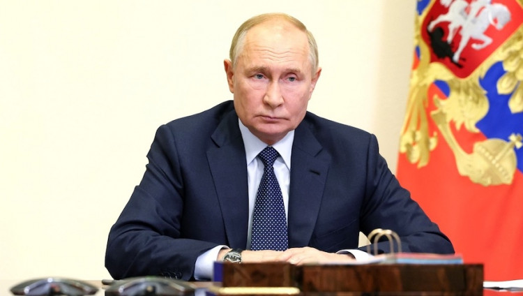 Путин: Израиль сигнализировал России о готовности мирно решить проблему с Ираном