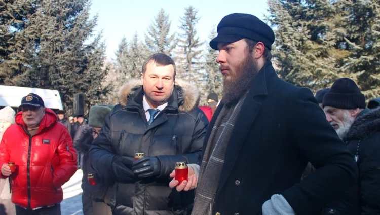 Биробиджанцы почтили память жертв Холокоста: в ЕАО зажглись свечи памяти