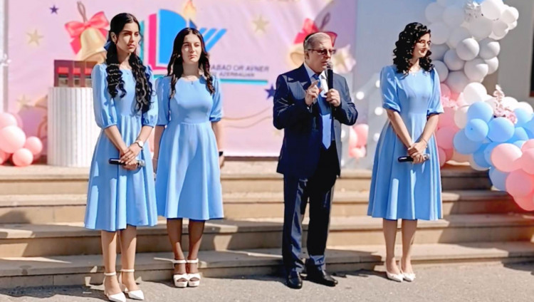 Последний звонок прозвенел в бакинской школе «Хабад Ор-Авнер»