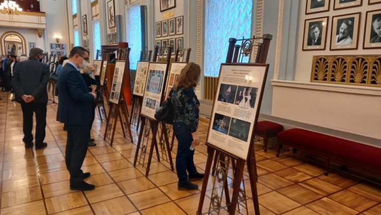 В Москве открылась выставка о легендарном спектакле «Гадибук»