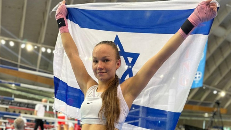 Израильтянка Юлия Сачкова второй раз стала чемпионкой мира по кикбоксингу