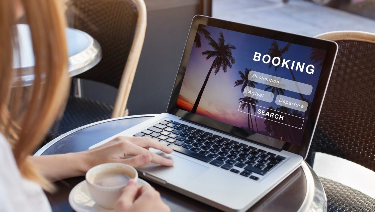 Booking начал помечать жилье в Иудее и Самарии как «рискованное» для туристов
