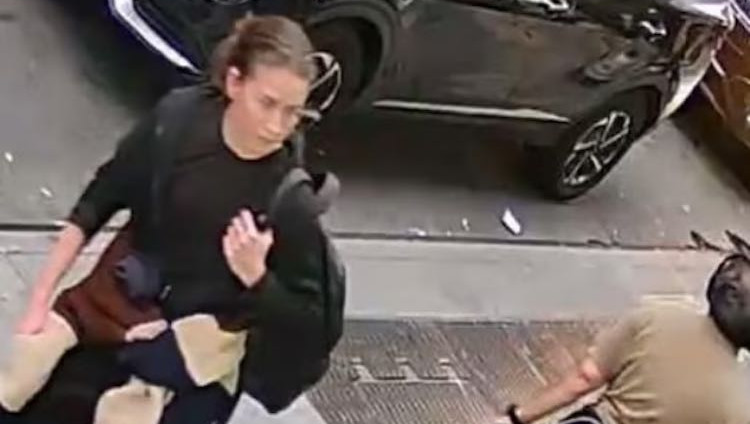 В Нью-Йорке задержали подозреваемую в двух нападениях на евреев со шприцем