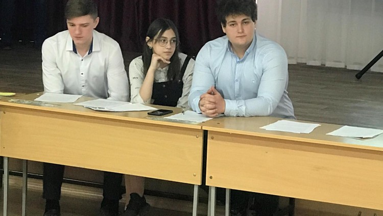 День памяти павших и День независимости государства Израиль в пятигорской школе «Геула»