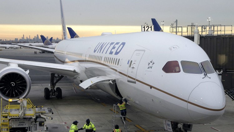 Пилоты United Airlines отказались лететь в Израиль из-за операции «Рассвет»