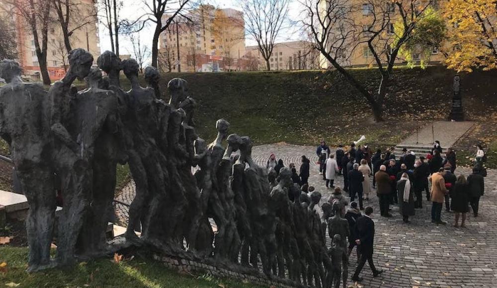 В мемориале «Яма» почтили память жертв Минского гетто