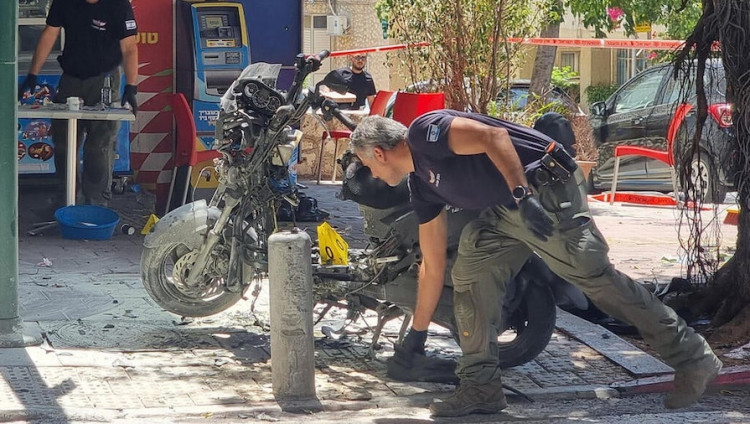 В Рамат-Гане при взрыве заминированного мотоцикла пострадали семь человек