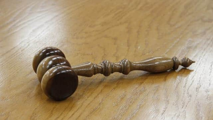 Тель-авивский суд запретил разделять барьером молящихся на улице мужчин и женщин 