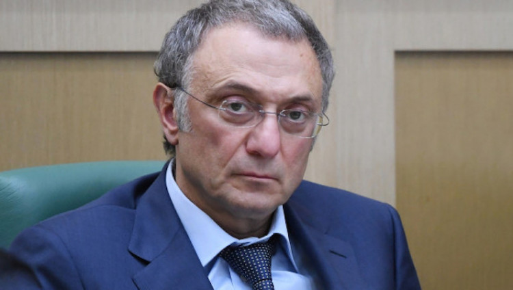 Сенатор Сулейман Керимов выделит средства на восстановление синагоги и церкви в Дербенте