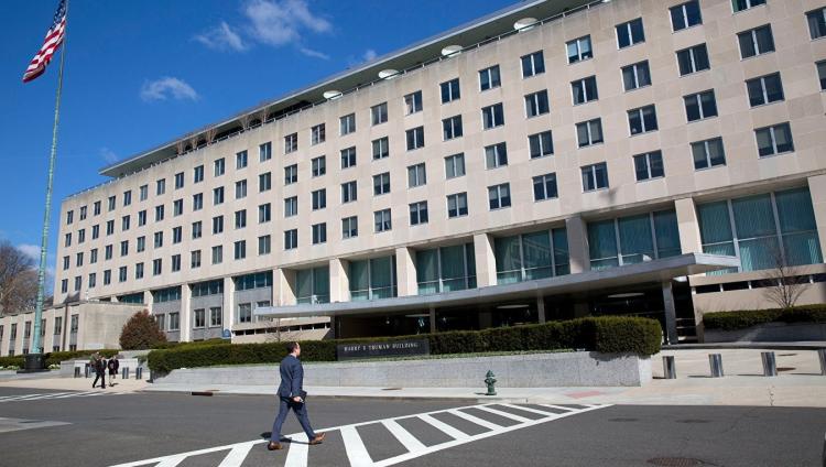 В здании Госдепа США неизвестный нарисовал большую свастику