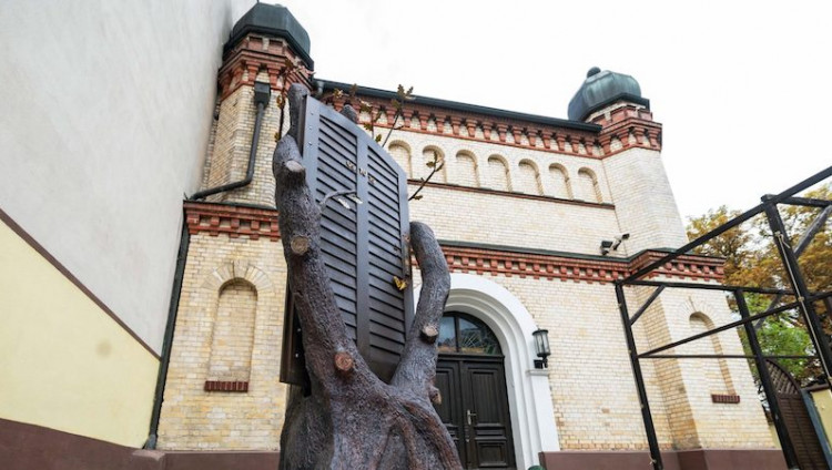Полиция Швейцарии предотвратила нападение на синагогу в саксонском Галле