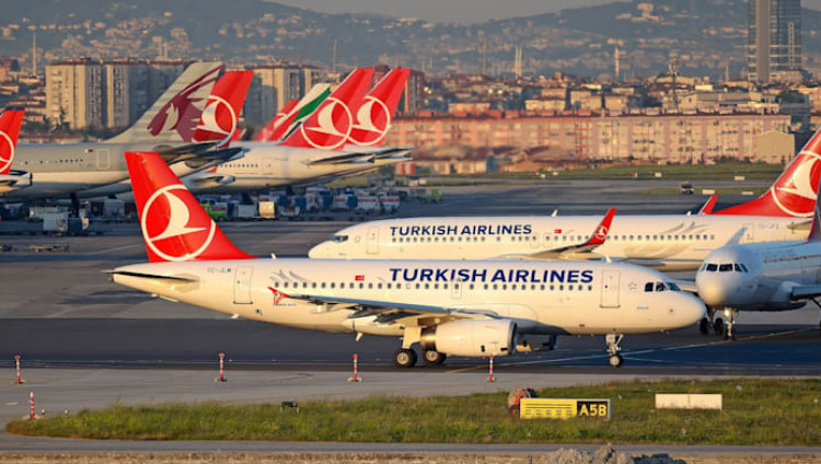 Рейсы Turkish Airlines в Израиль отложили на год