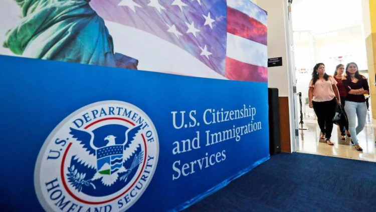 В США аккаунты иммигрантов в соцсетях начали проверять на антисемитизм