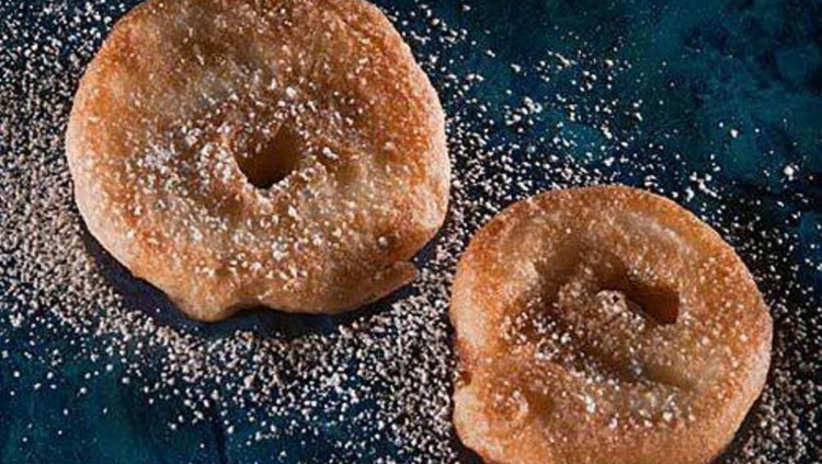 Готовим к Хануке: яблочные латкес
