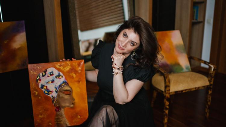Лана Илизарова: «Всех приглашаю на свою выставку!»
