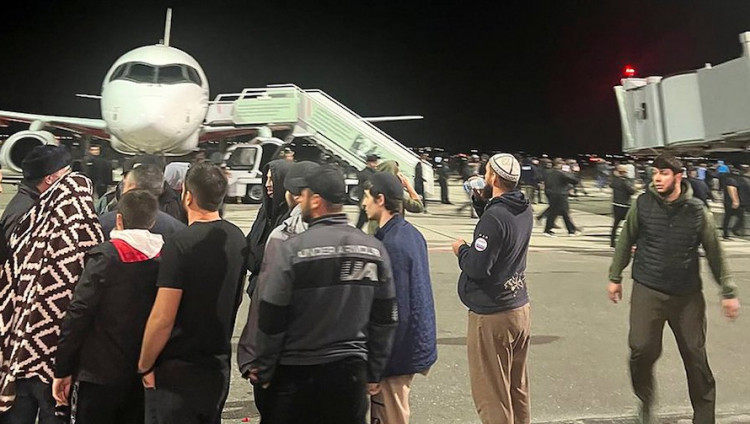 СК РФ: 135 участников беспорядков в аэропорту Махачкалы осуждены на сроки от 6,5 до 15 лет