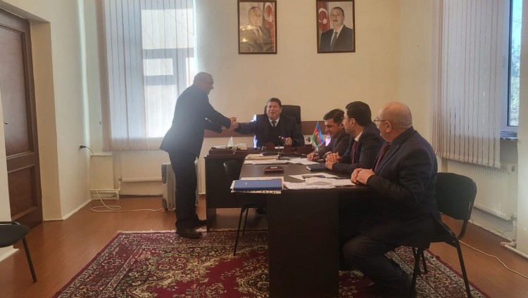 Депутат Милли Меджлиса Анатолий Рафаилов провел прием граждан в Губе