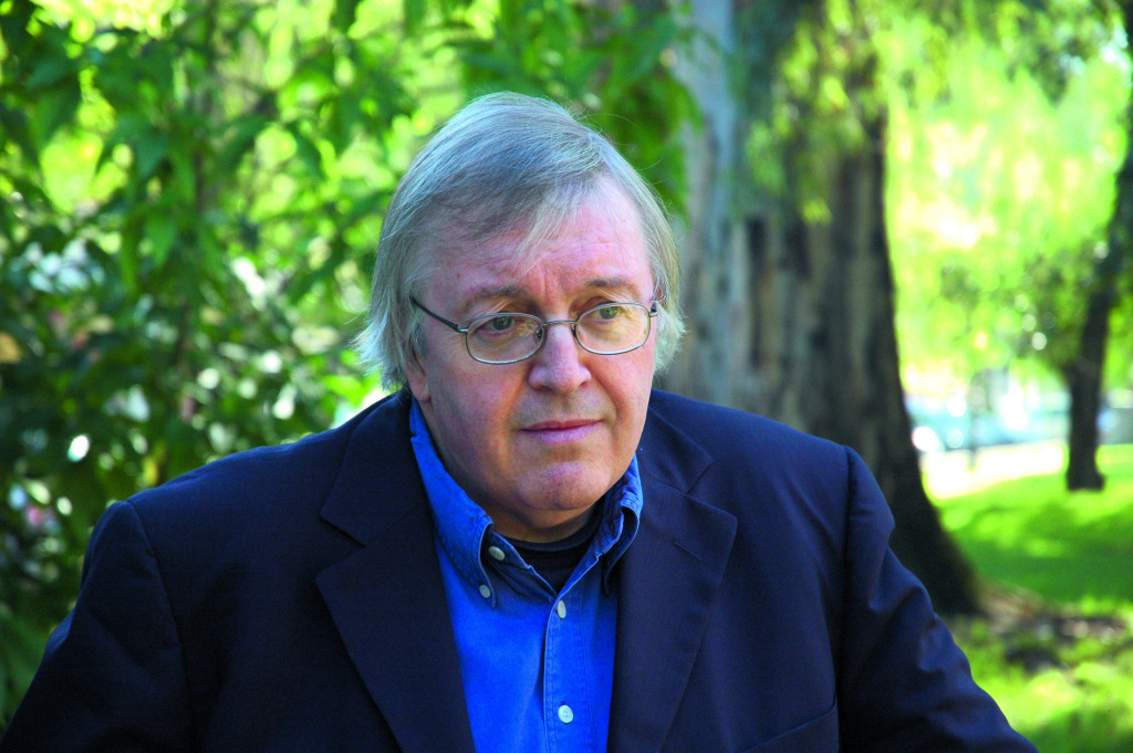 Paul-Preston-Badajoz-Alone.jpg