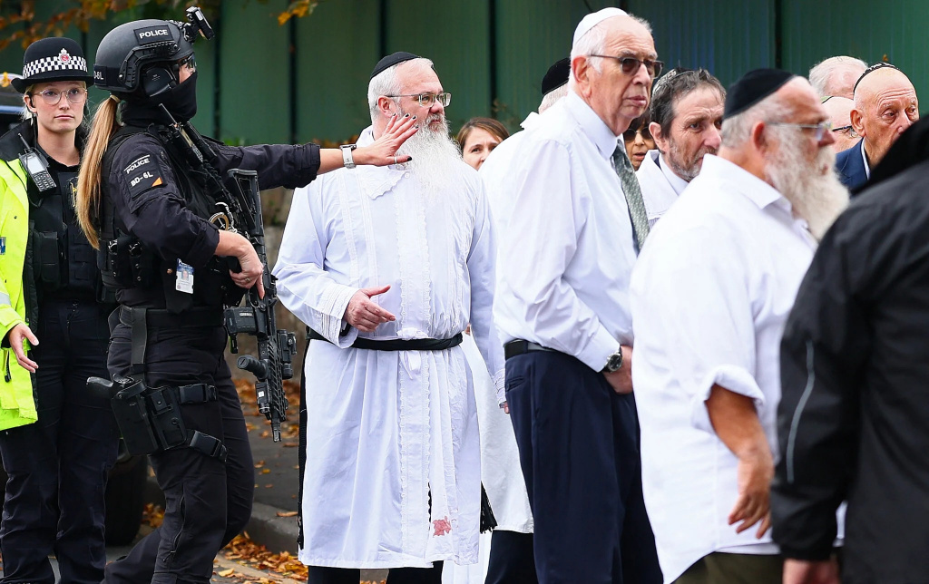 AFP__20251002__77GD98K__v2__HighRes__BritainCrimeReligion_csecollege.jpeg
