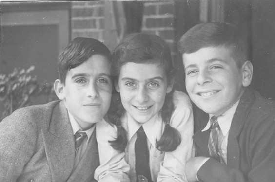 Peter-Bibi-and-Kafer.jpeg