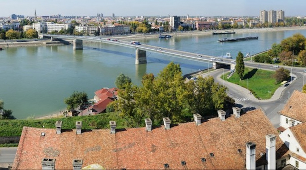 Novi_Sad_-_Gigapixelna_panorama2.jpg