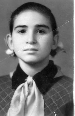 Майя, воспитанница детского дома №7, Минск, 1951 г. Коллекция Исторической мастерской.jpg