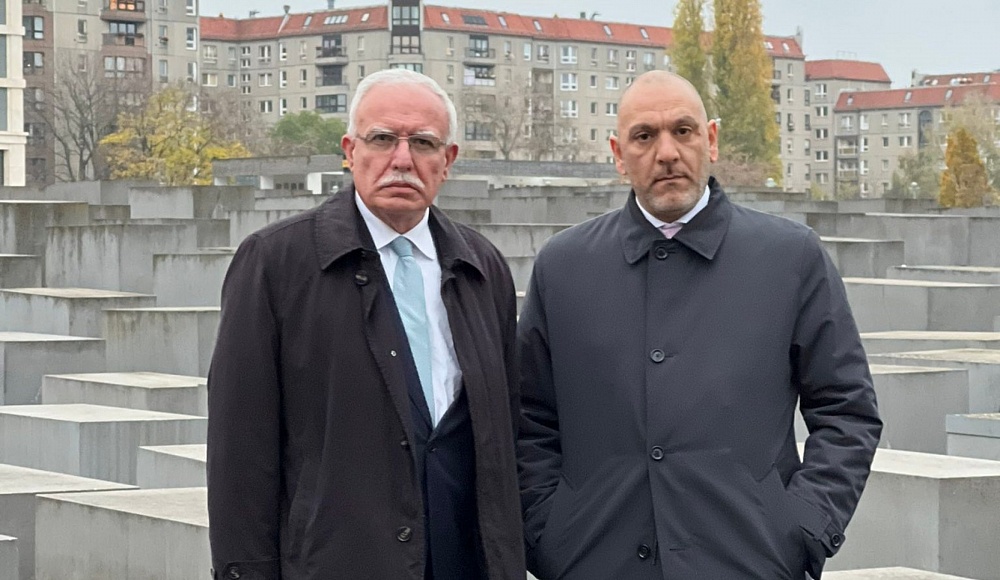 Глава МИД Палестинской автономии посетил в Берлине мемориал жертвам Холокоста