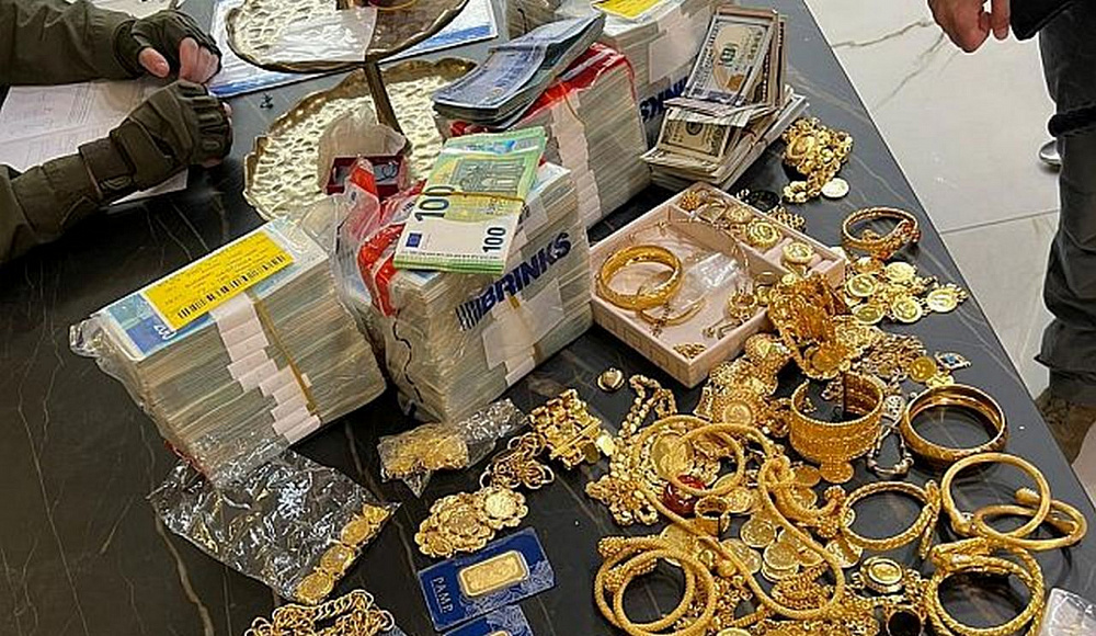 Два адвоката подозреваются в нанесении ущерба Израилю на 850 млн шекелей