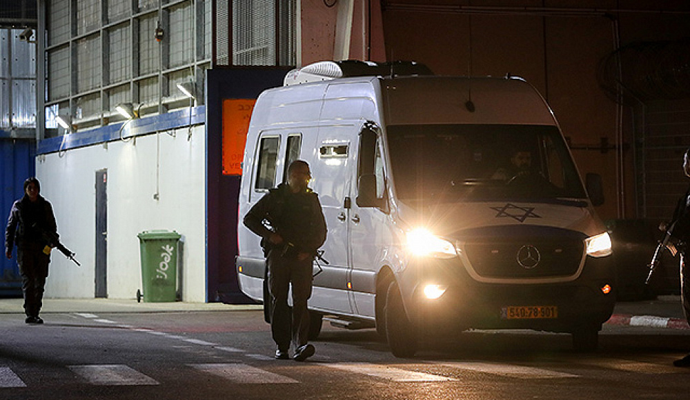 Впервые в Израиле применен закон о лишении гражданства и депортации террористов