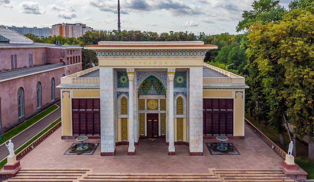 Блюда горско-еврейской кухни можно будет продегустировать на фестивале «Москва-Баку: два города любви» на ВДНХ