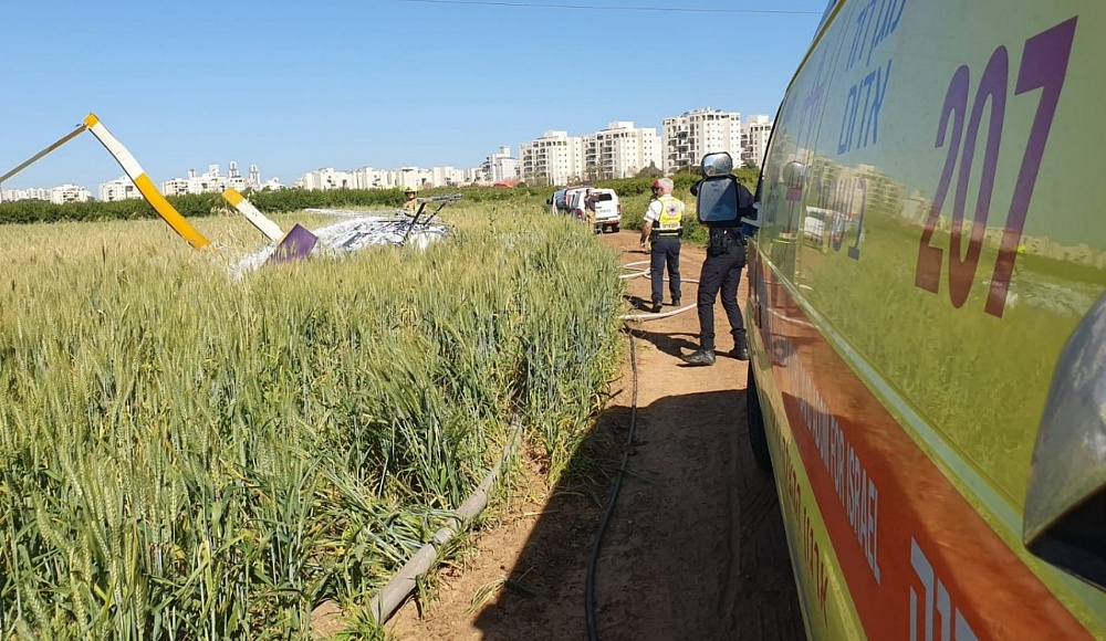 В Нетании разбился вертолет, пилот погиб