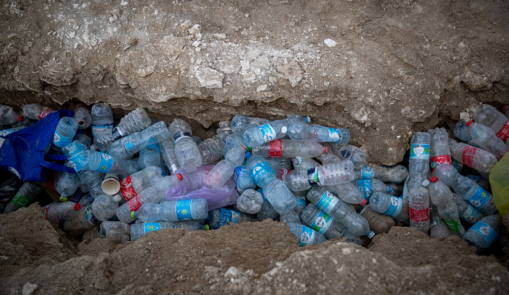 Израильская полиция: торговцы газировкой в сговоре с мафией украли сотни миллионов шекелей