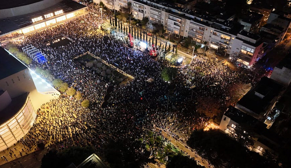 Тысячи израильтян вышли на антиправительственный митинг в Тель-Авиве