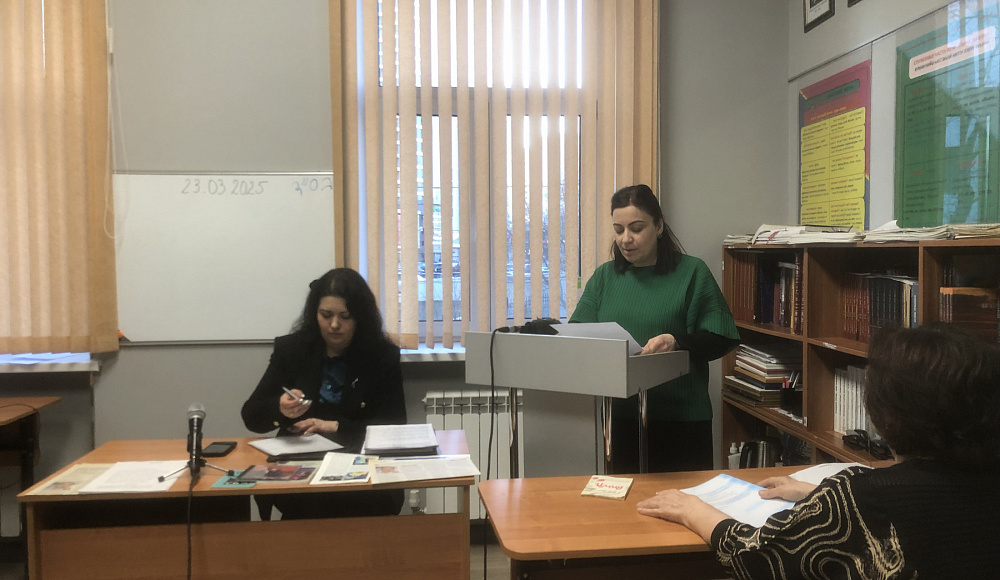 Юбилейные литературные чтения на джуури, посвященные творчеству Бориса Ханукаева, состоялись в ОГЕ