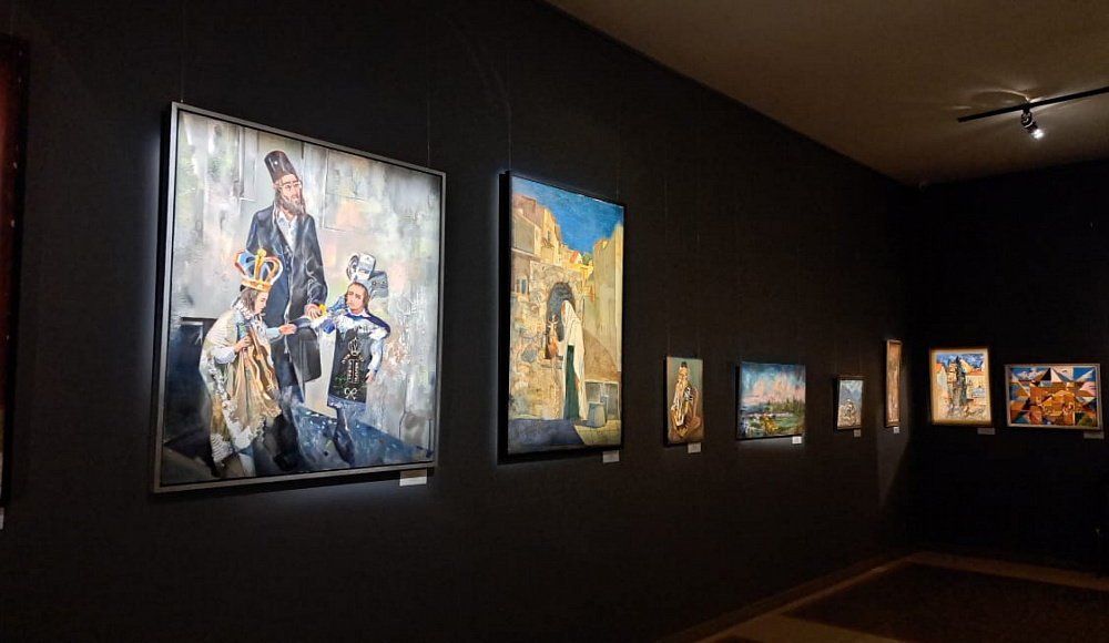 Выставка раввина и художника Овадии Исакова открылась в Дербенте