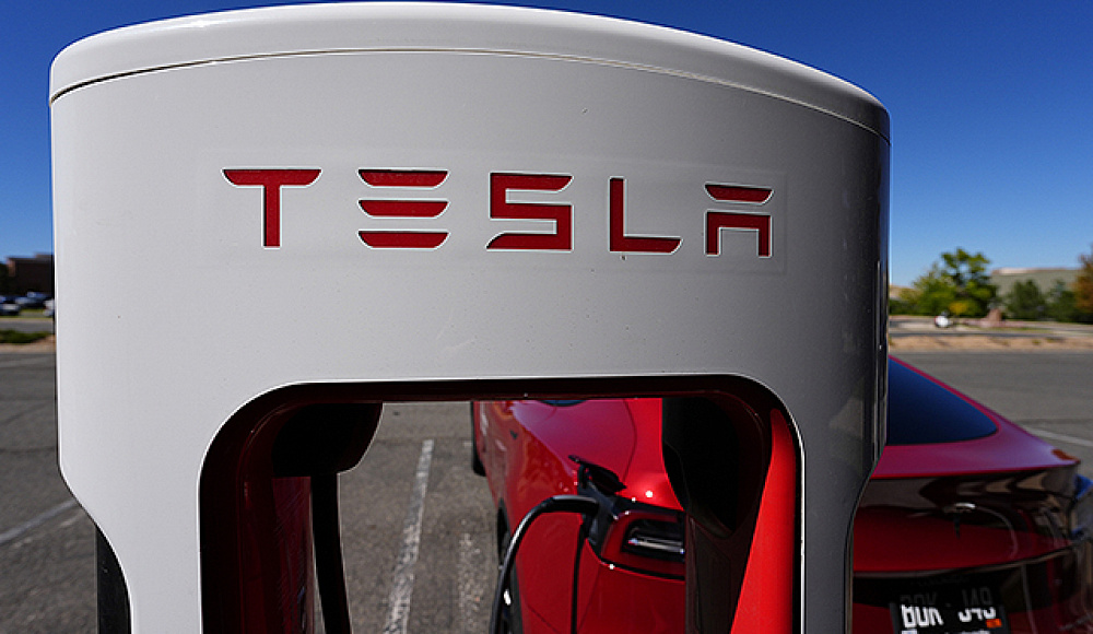Tesla открыла точки быстрой зарядки в Израиле для бесплатного пользования